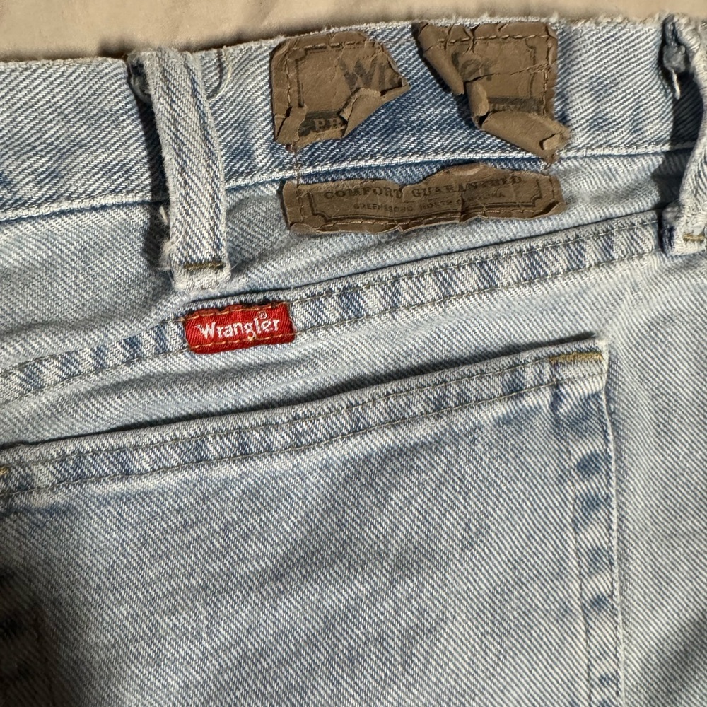 Wrangler Light Blue Relaxed Fit Denim Jeans